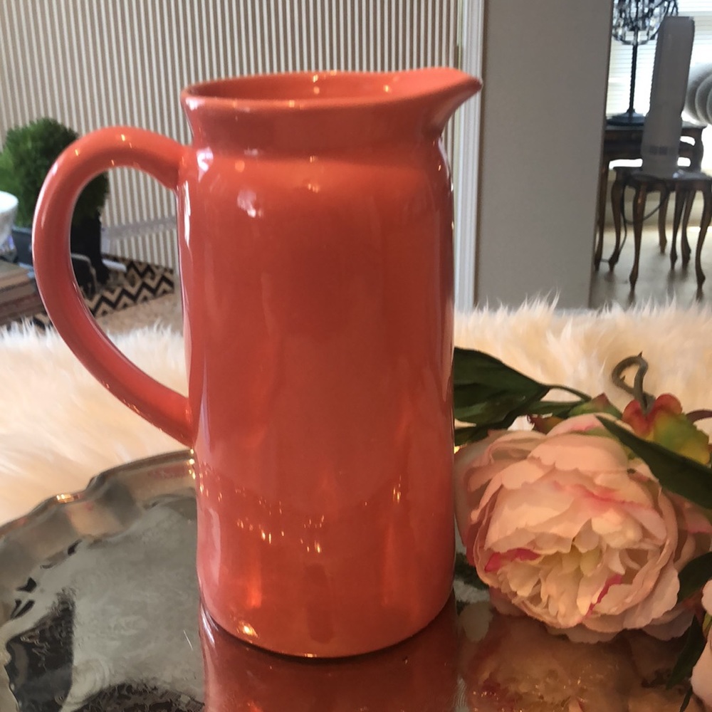 New Rae Dunn Pitcher - Picture 4 of 5